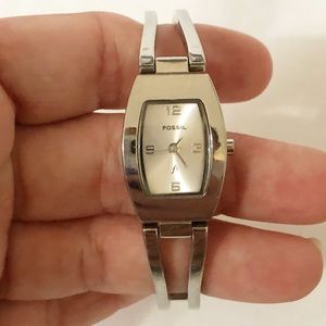 fossil f2 suddenly nose Medic